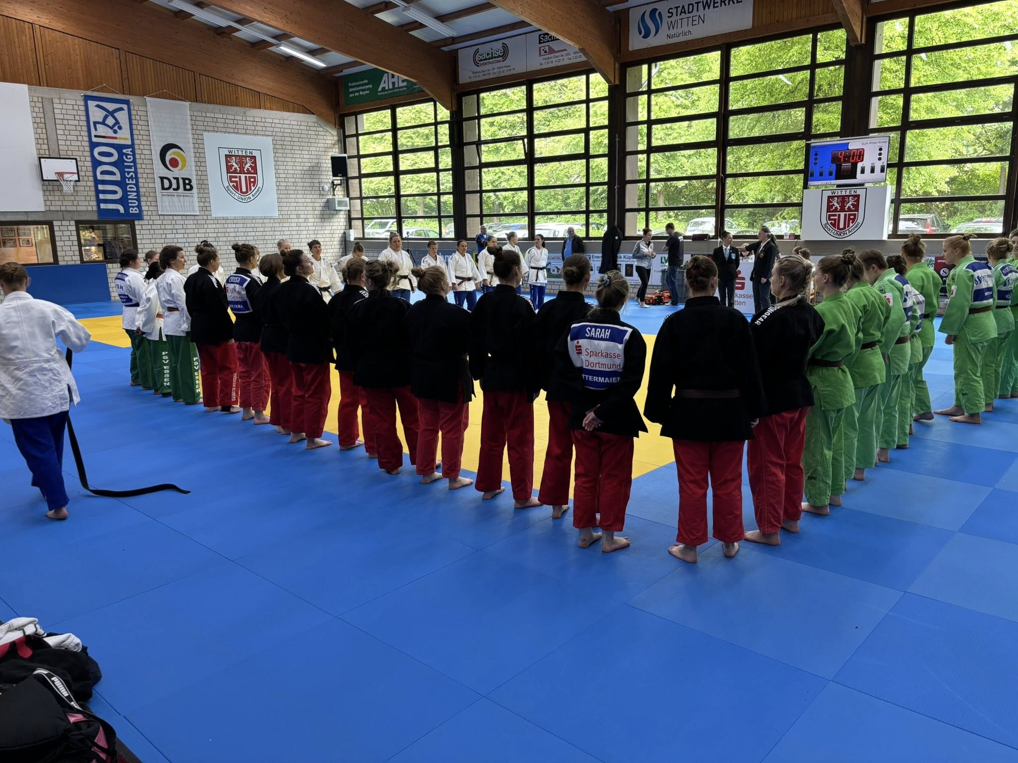 Frauenmannschaft holt die ersten Siege